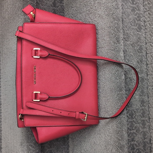 Michael Kors purse - Picture 2 of 6